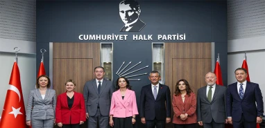 CHP lideri Özel, DEM Parti görüşmesi sonrası konuştu