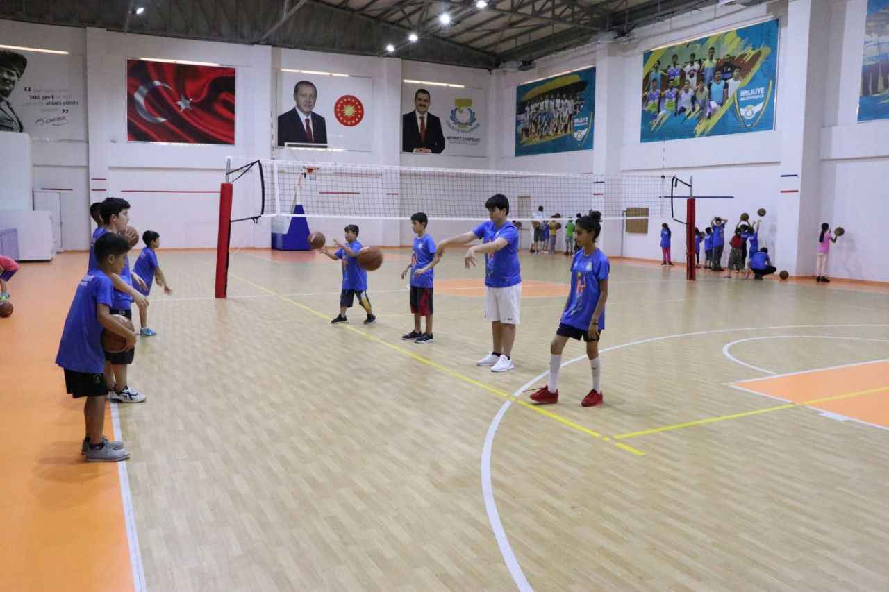 Haliliye’de çocuklar spor alışkanlığı ediniyor