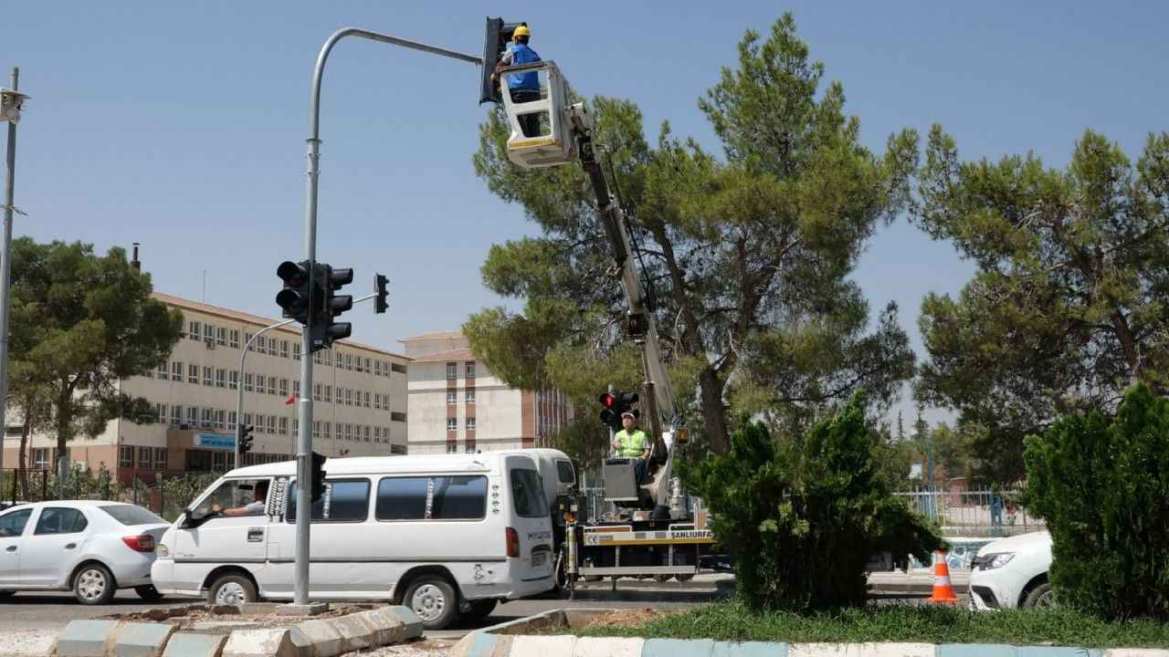 Akçakale ve Harran’da trafik sinyalizasyonu