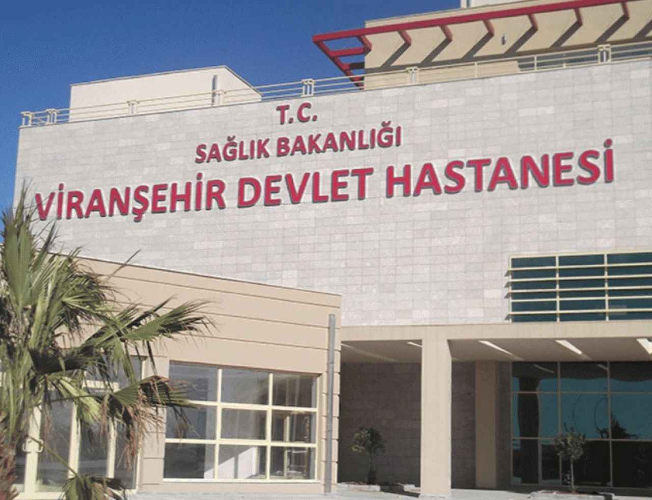 Viranşehir'de yurtta yüksekten düşen çocuk hastane kaldırıldı