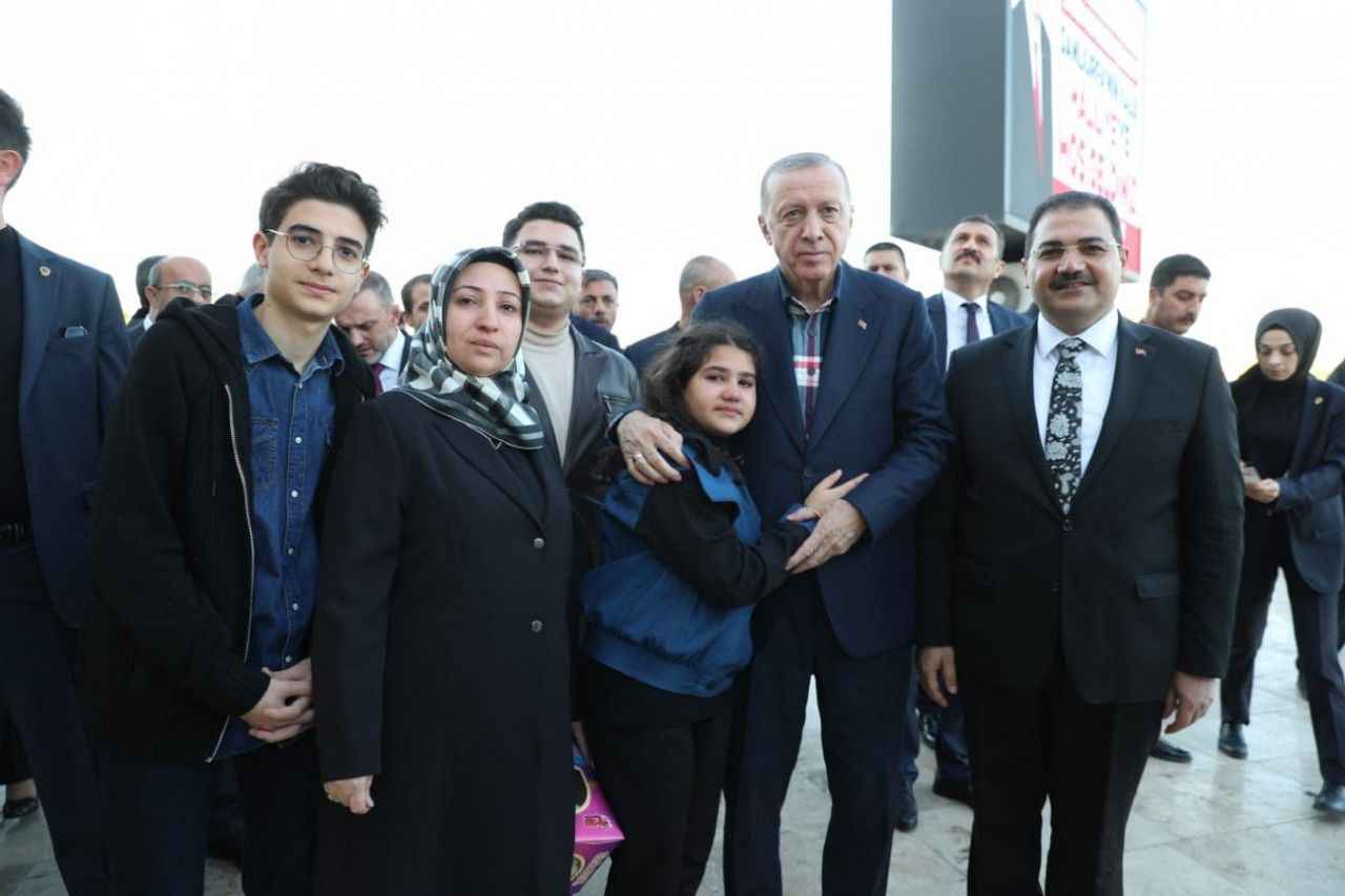 Başkan Canpolat, kültür merkezinde Cumhurbaşkanı Erdoğan’ı karşıladı