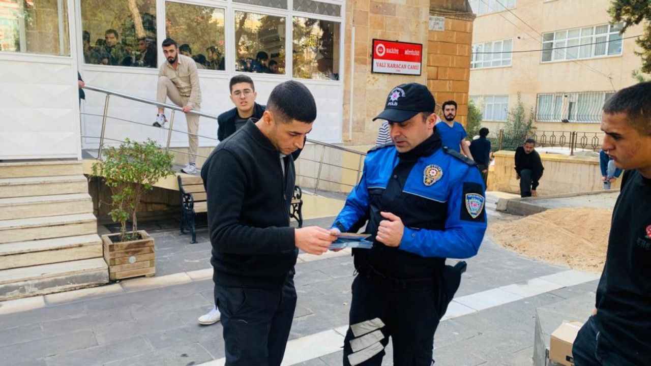 Urfa'da dolandırıcılara karşı broşür dağıtıldı