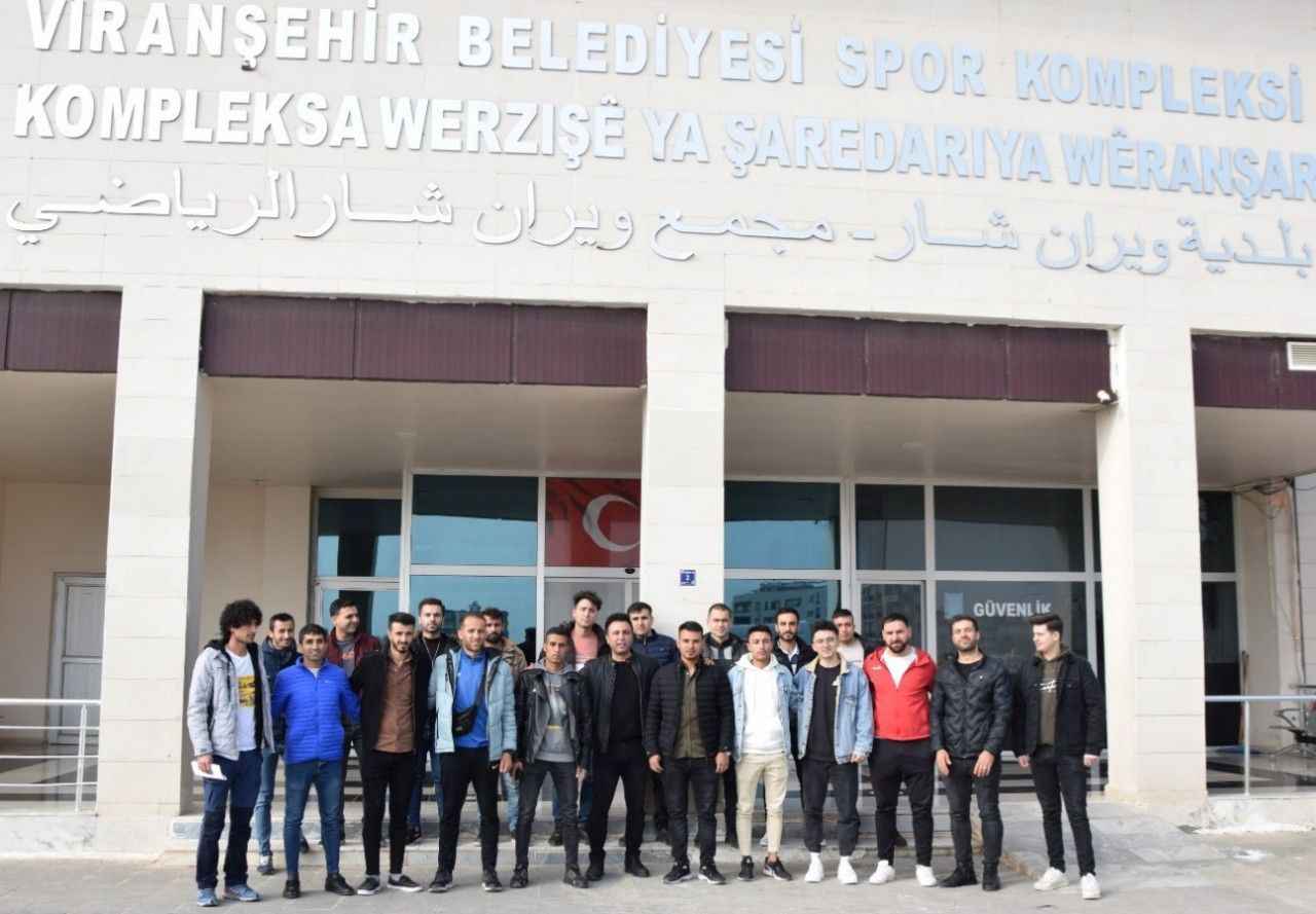 Viranşehir Belediyesi polis olmak isteyenlere destek oluyor