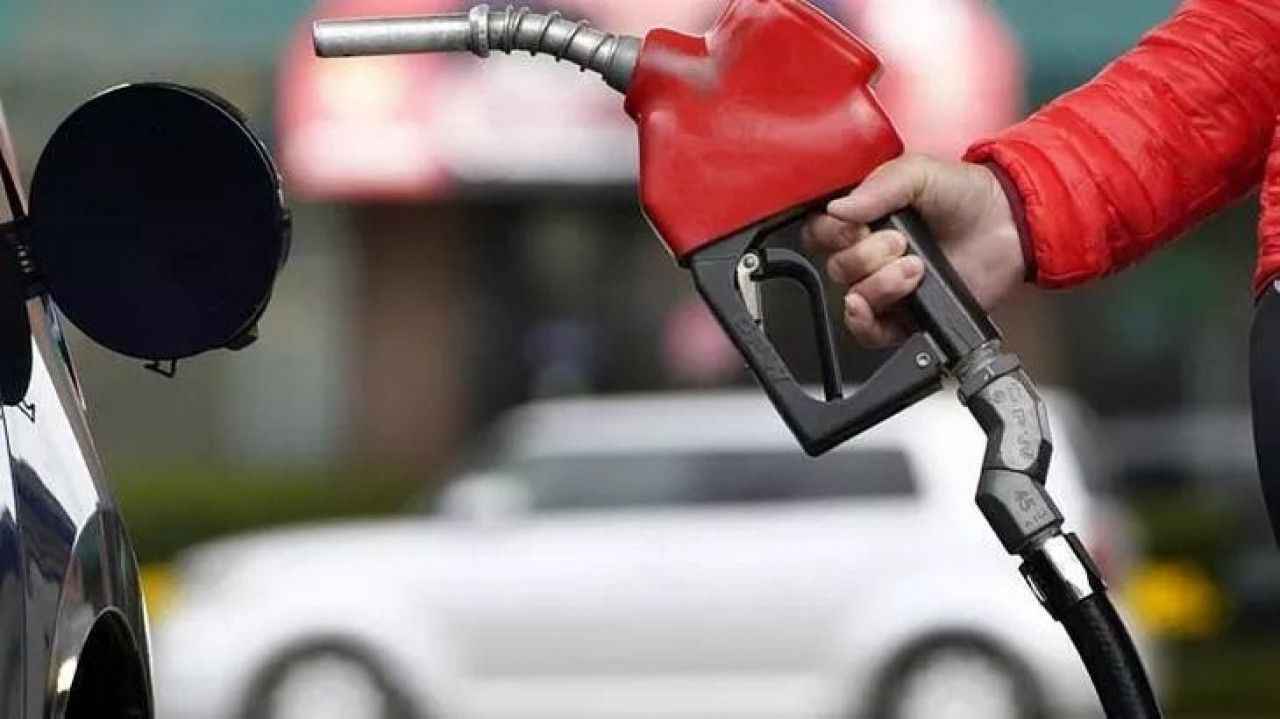Akaryakıt fiyatlarında hareketlilik sürüyor: Benzine zam geliyor