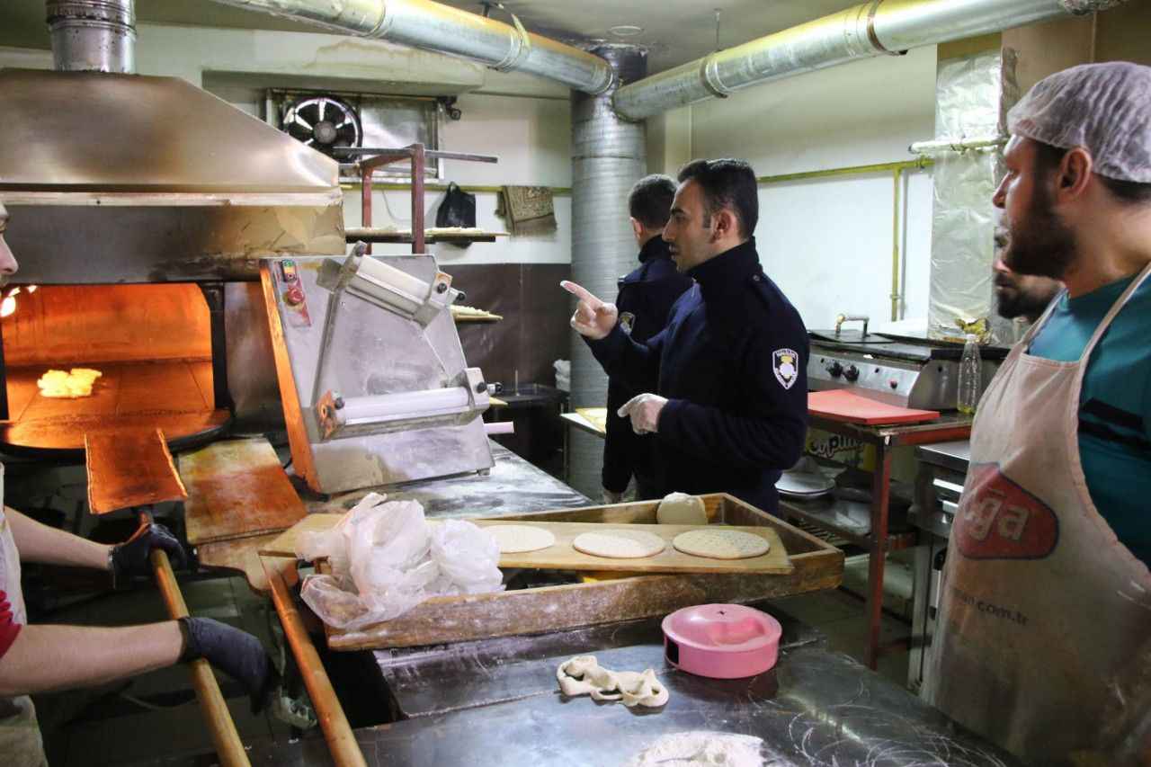 Haliliye zabıtasından işletmelere kalite denetimi