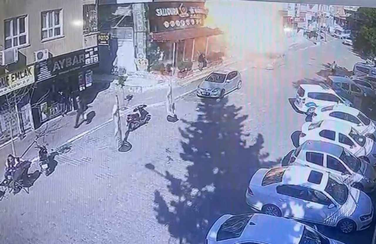 Şanlıurfa’da binada patlama anı kamerada