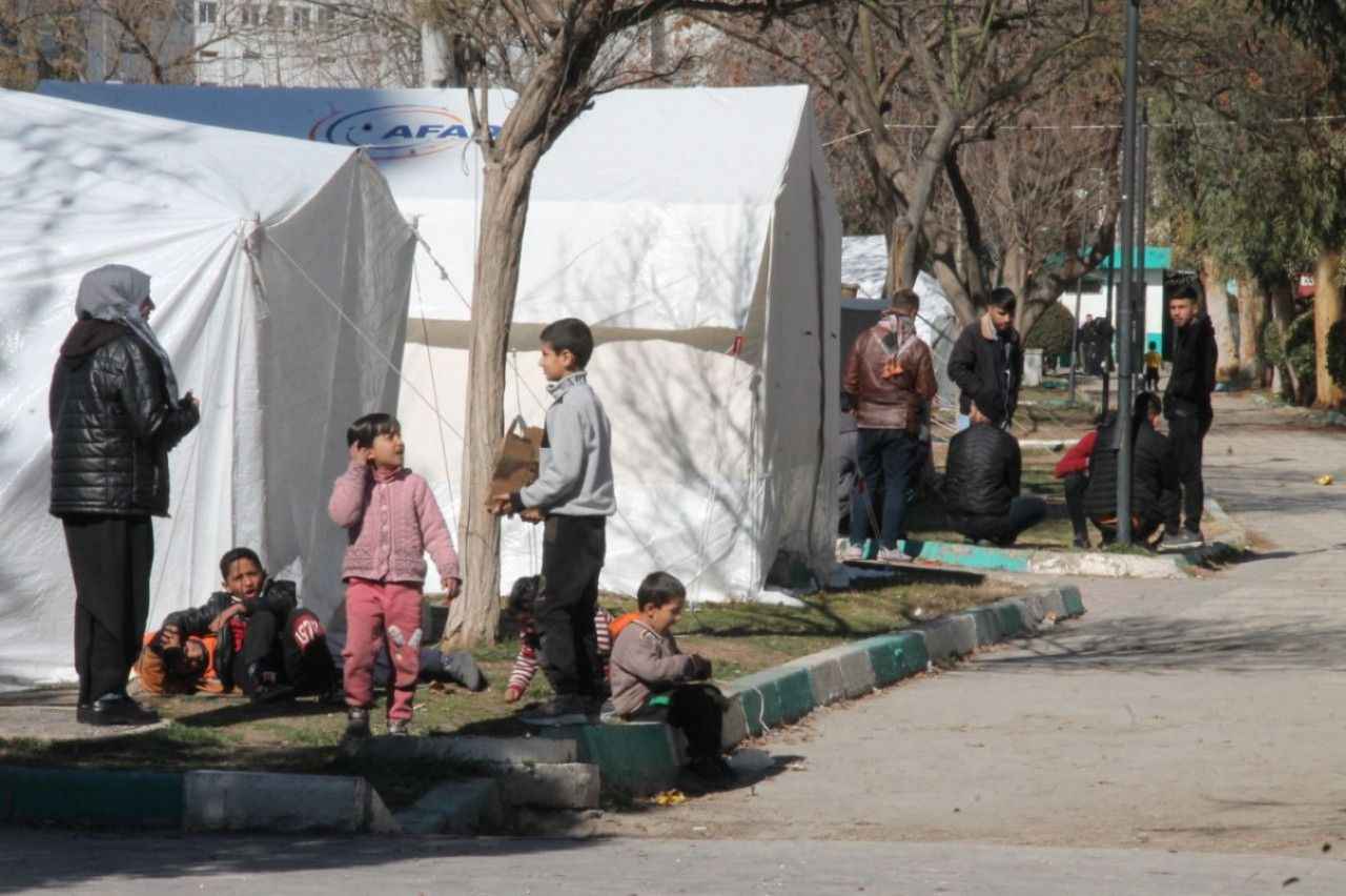 Urfa'da deprem sonrası kaç çadır kuruldu?