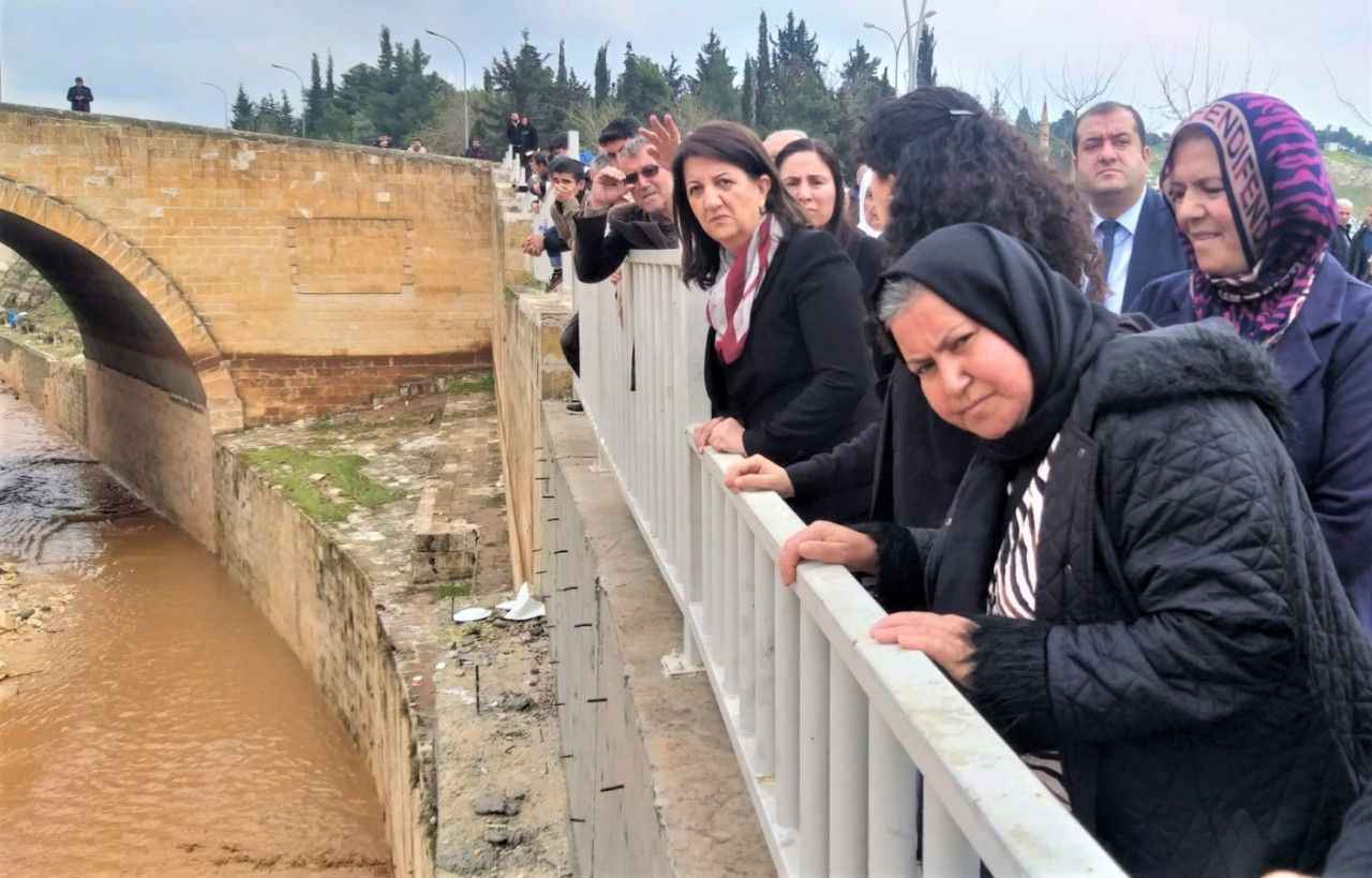 HDP Eş Genel Başkanı Buldan: Burada felaketin boyutu kelimelerle anlatılmaz