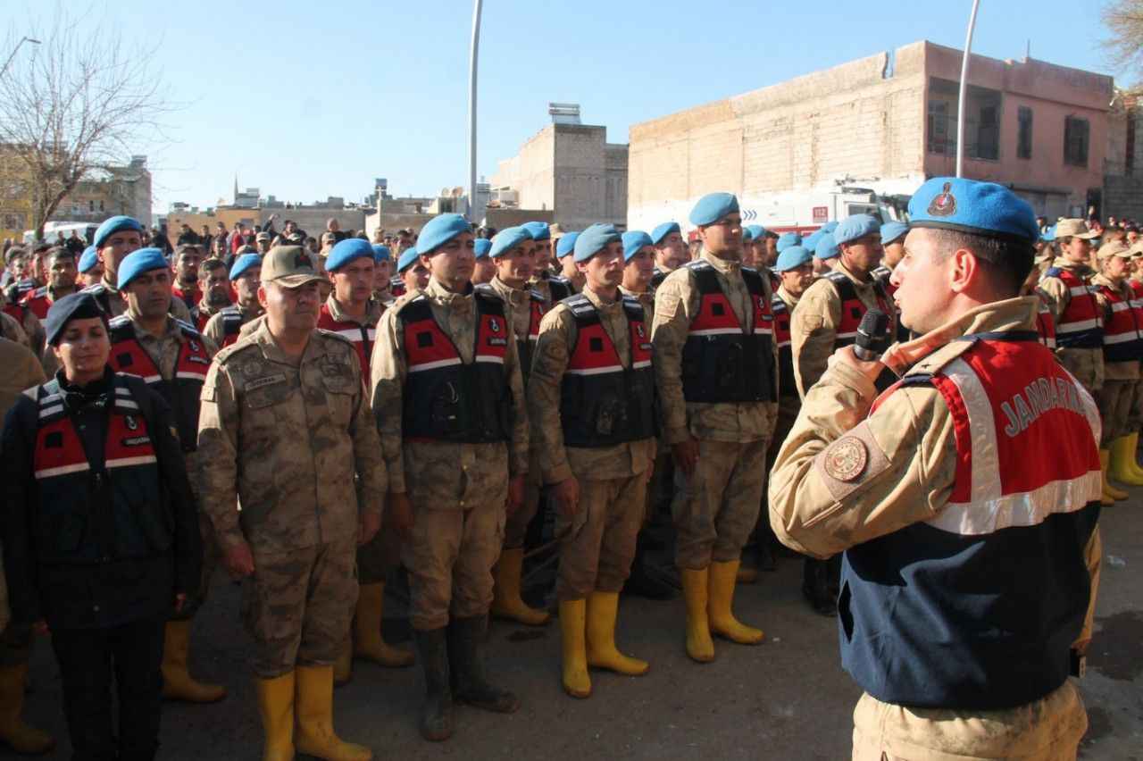 Urfa’da jandarma personelleri törenle görev yerlerine uğurlandı