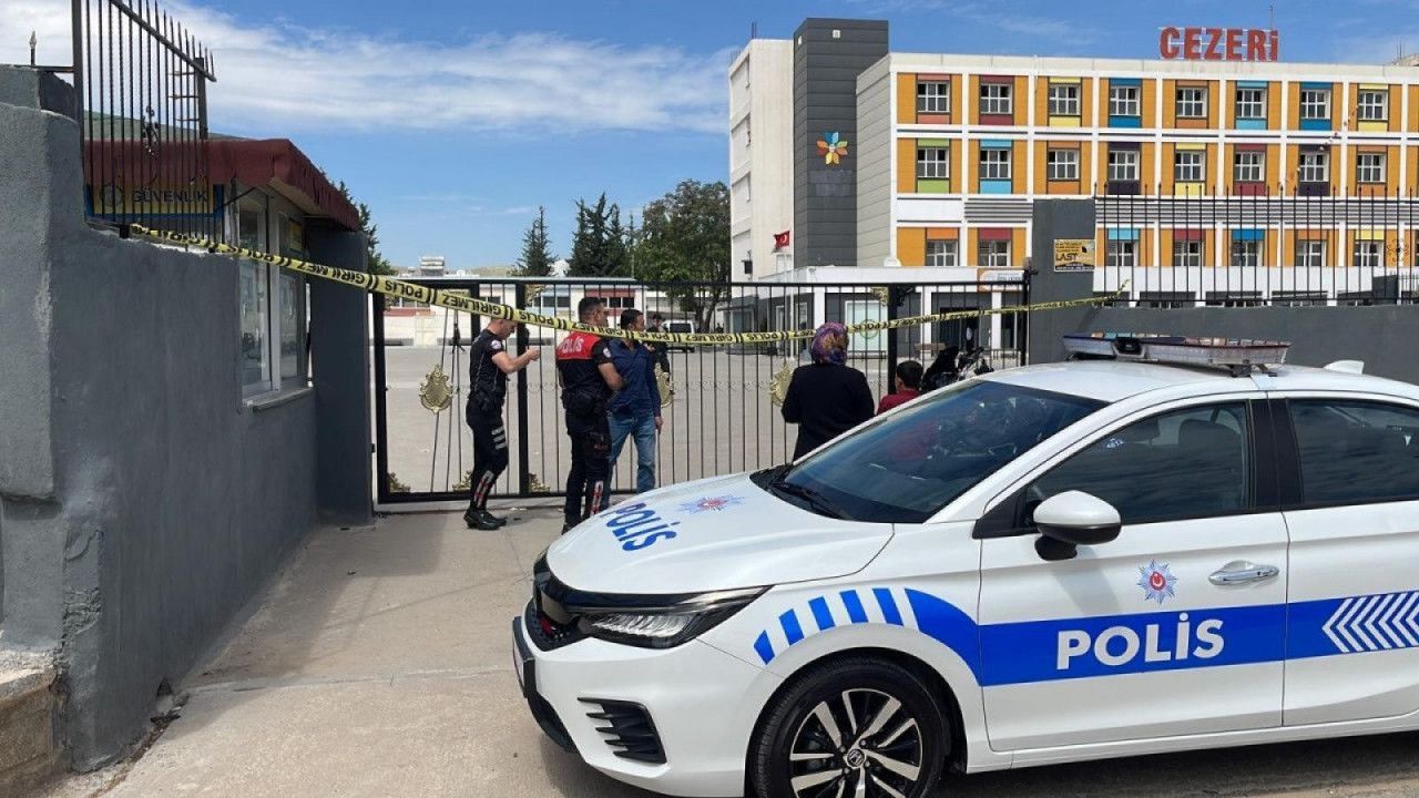 Haliliye'de okula silahla saldıran öğrenci tutuklandı