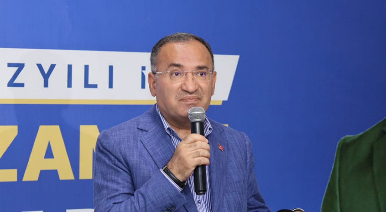 Bakan Bozdağ İnce'nin istifasını "kumpas" olarak değerlendirdi