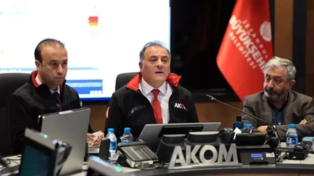 AKOM Bilim Kurulu: Deprem tehlikesi geçmedi, uyarılara kulak verin
