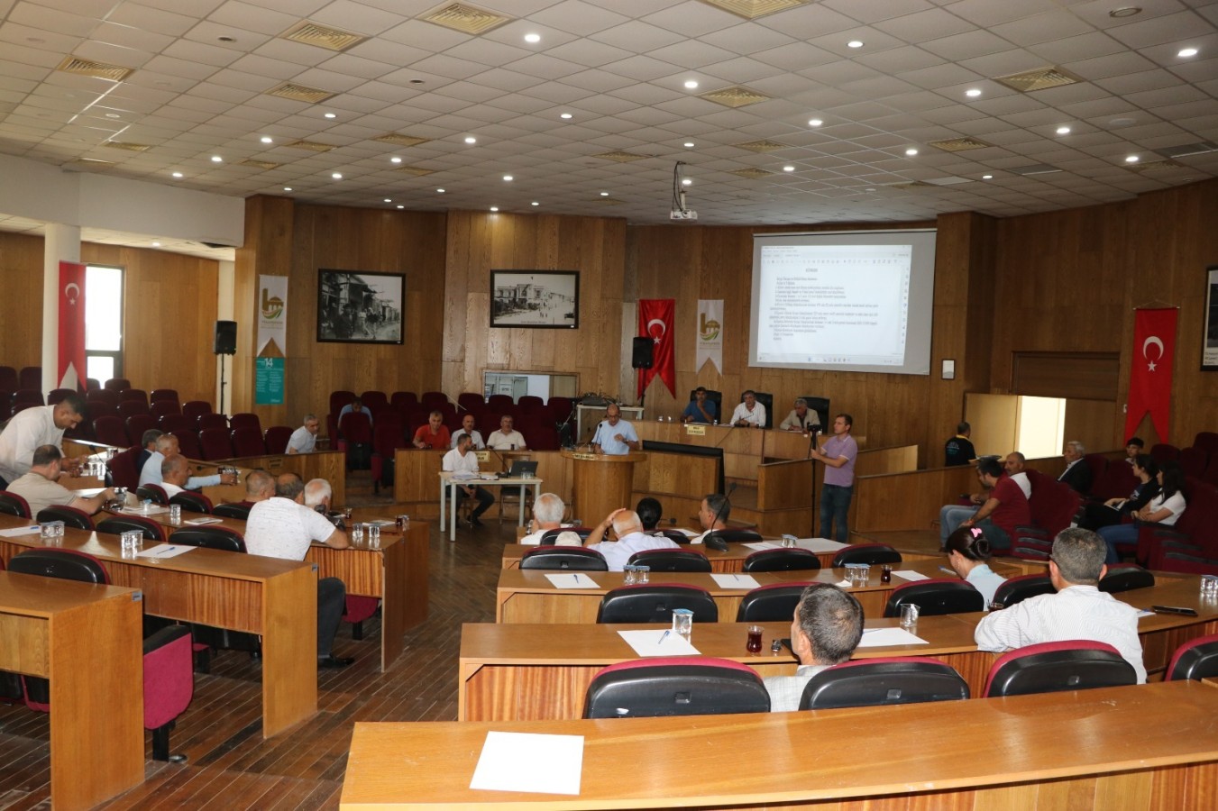 Viranşehir Belediyesinin meclis toplantısı gerçekleştirildi