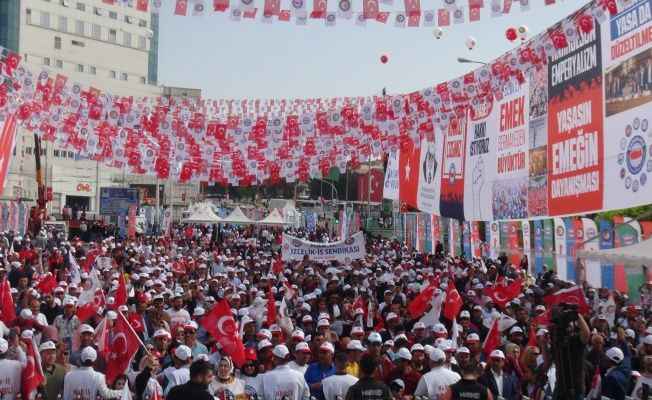 Şanlıurfa'da 1 Mayıs Emek ve Dayanışma Günü coşkuyla kutlandı