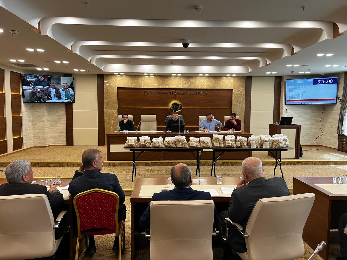 Şanlıurfa'da tonlarca fıstık satıldı... İşte fiyatları