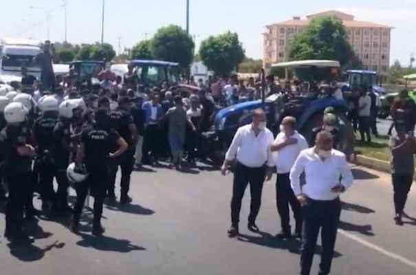 DEDAŞ protestosu: 18 çiftçi gözaltına alındı