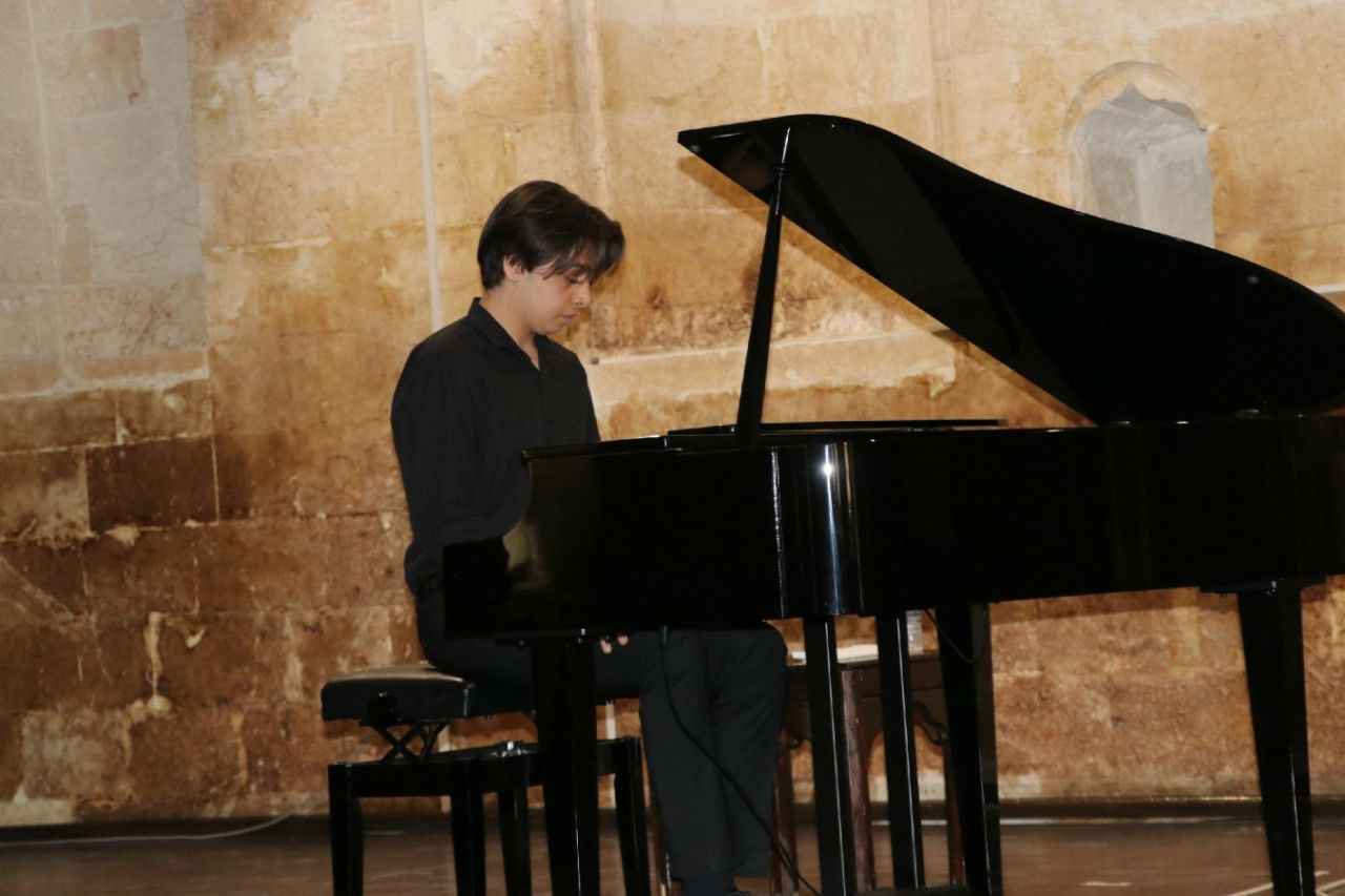 Piyanist Şakır’dan piyano resitali