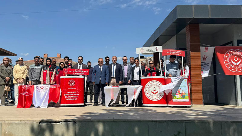 Şanlıurfa’da “En Büyük Ailemiz Türkiye’miz” temalı kortej yürüyüşü düzenlendi