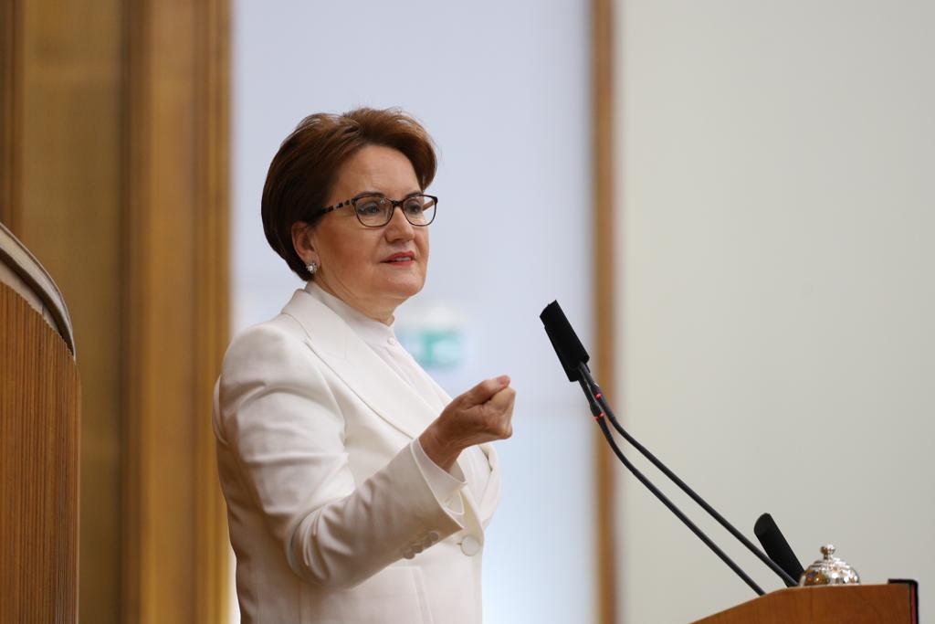 Akşener yeni dönemin ilk grup toplantısında konuştu