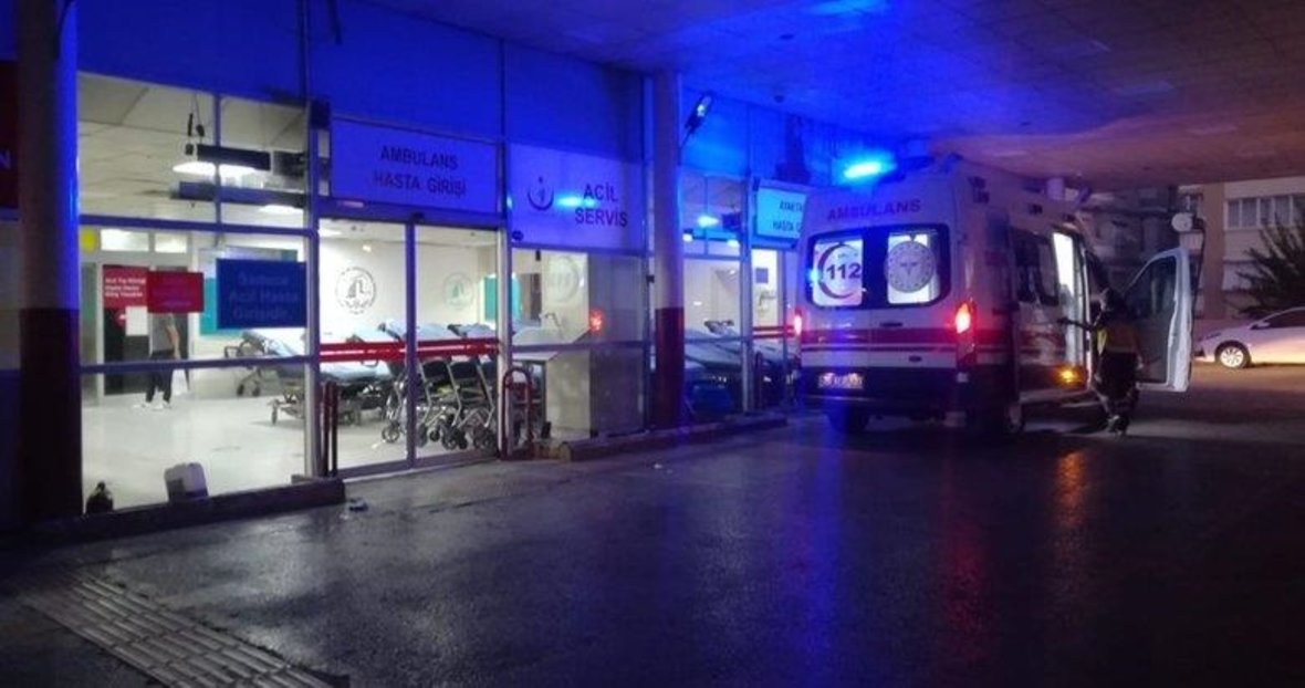 Şanlıurfa'da hafif ticari araç fıstık tarlasına devrildi: 1 ölü, 2 yaralı