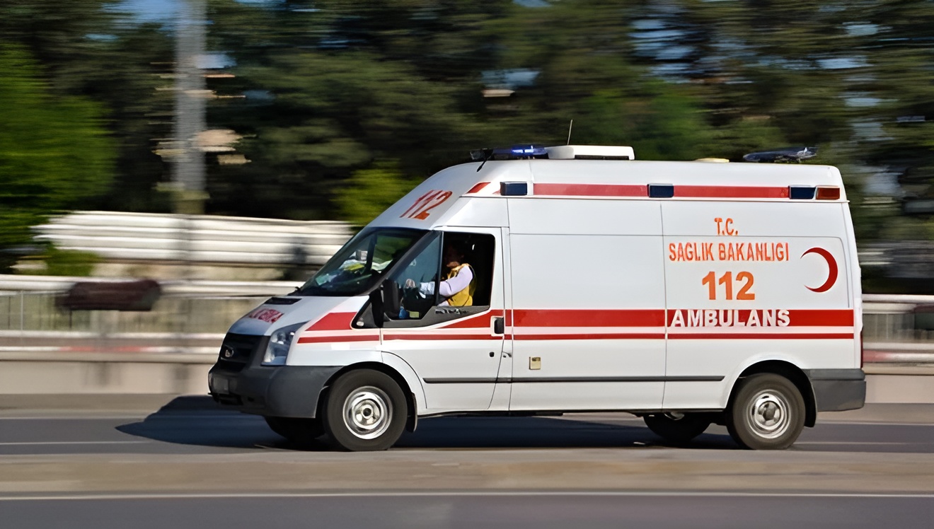 Şanlıurfa’da hafriyat kamyonu minibüse çarptı! 6 yaralı