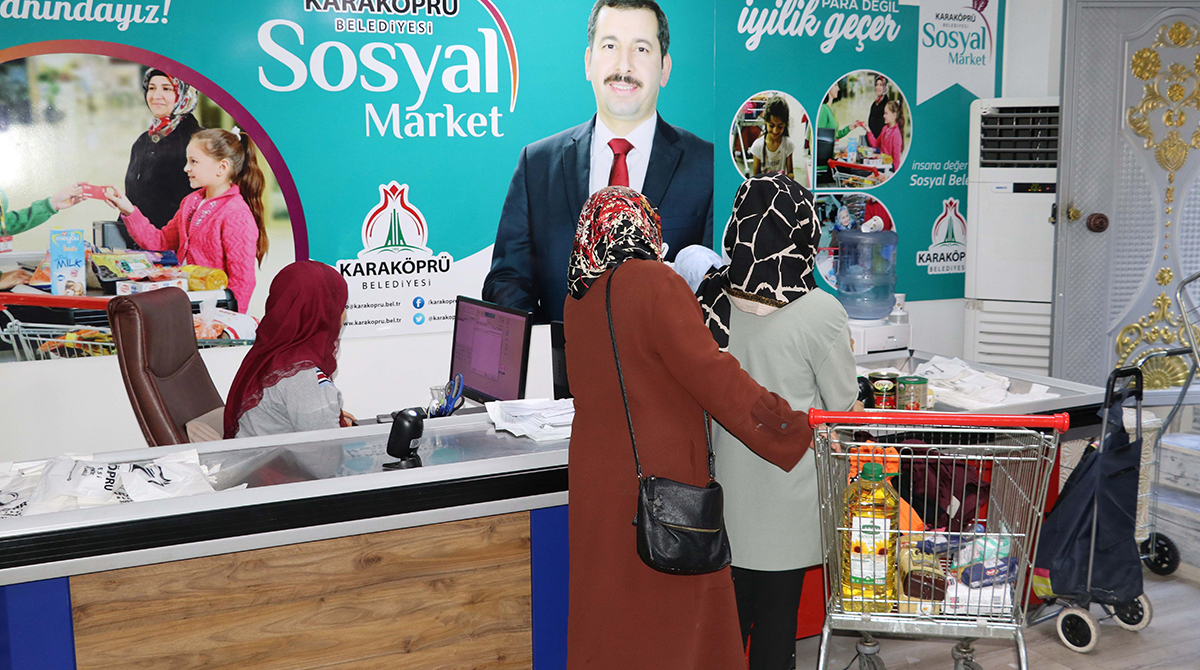 Karaköprü’de ihtiyaçlar sosyal markette gideriliyor