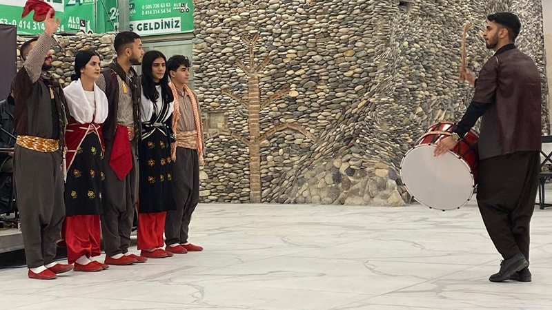 Şanlıurfa’daki belediyeden ücretsiz sıra gecesi