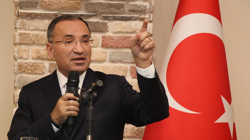 Bozdağ’dan önemli açıklamalar! "Bakanlar cebi dolu geliyor"