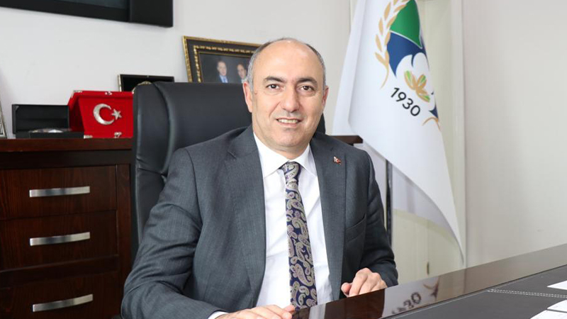 Başkan Aksoy: Öğretmenlerimiz, gençlerimizi gelecek yarınlara hazırlayan taşıyan kahramanlardır