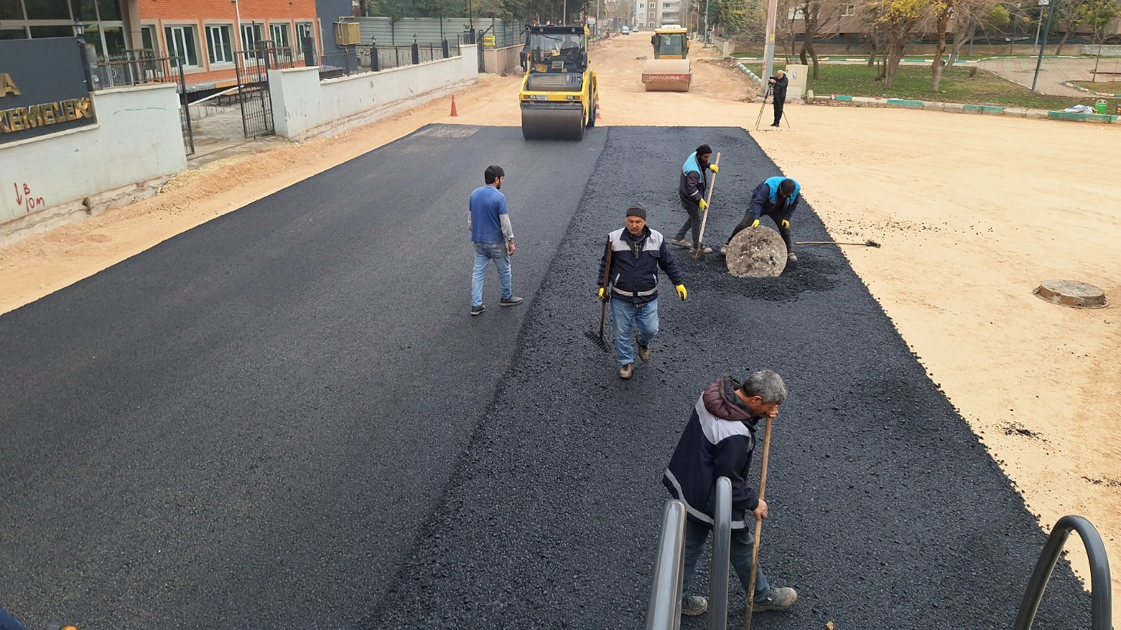 Büyükşehir’den kent merkezinde asfalt çalışması