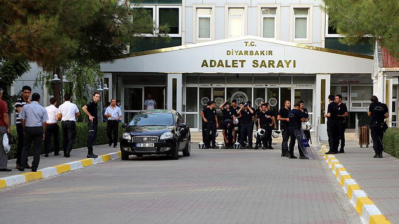 Cinsel saldırıda bulunan erkeği öldürdü: Tahliye edildi