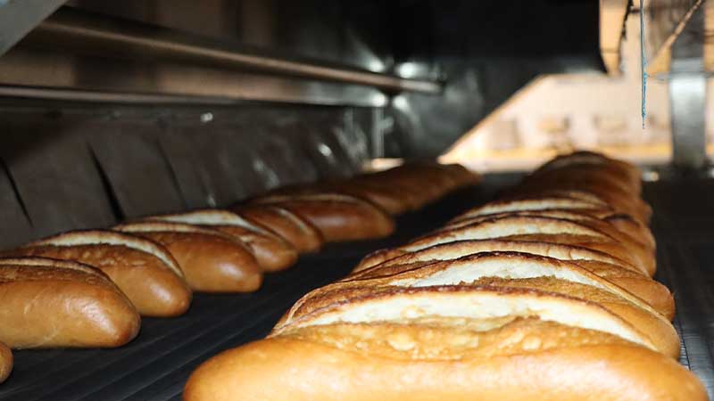 Şanlıurfa'da günlük 100 bin ekmek halka ulaştırılıyor