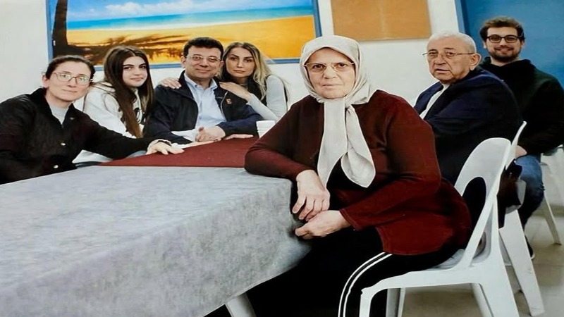 İmamoğlu'nun cezaevindeki ilk fotoğrafı yayımlandı  “Aile kutsaldır”