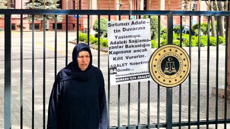 Nöbetin 85. gününde Emine Şenyaşar’a polis barikatı