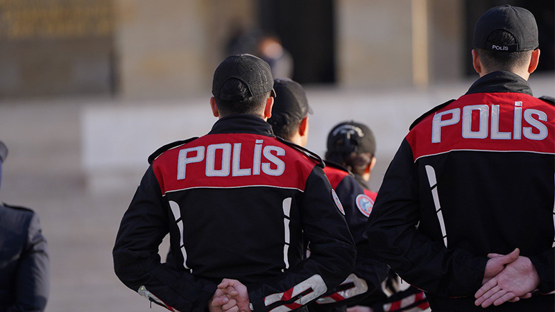 Şanlıurfa'da 186 paket uyuşturucu ele geçirildi