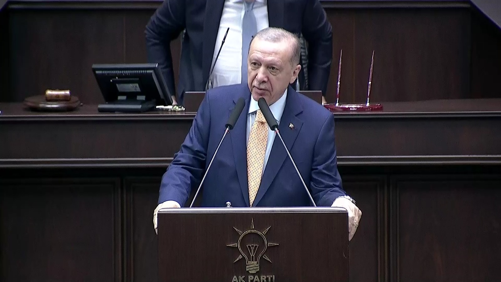 Erdoğan neşteri vuruyor! "Kendi bünyemizde gerekli değişimi gerçekleştireceğiz"