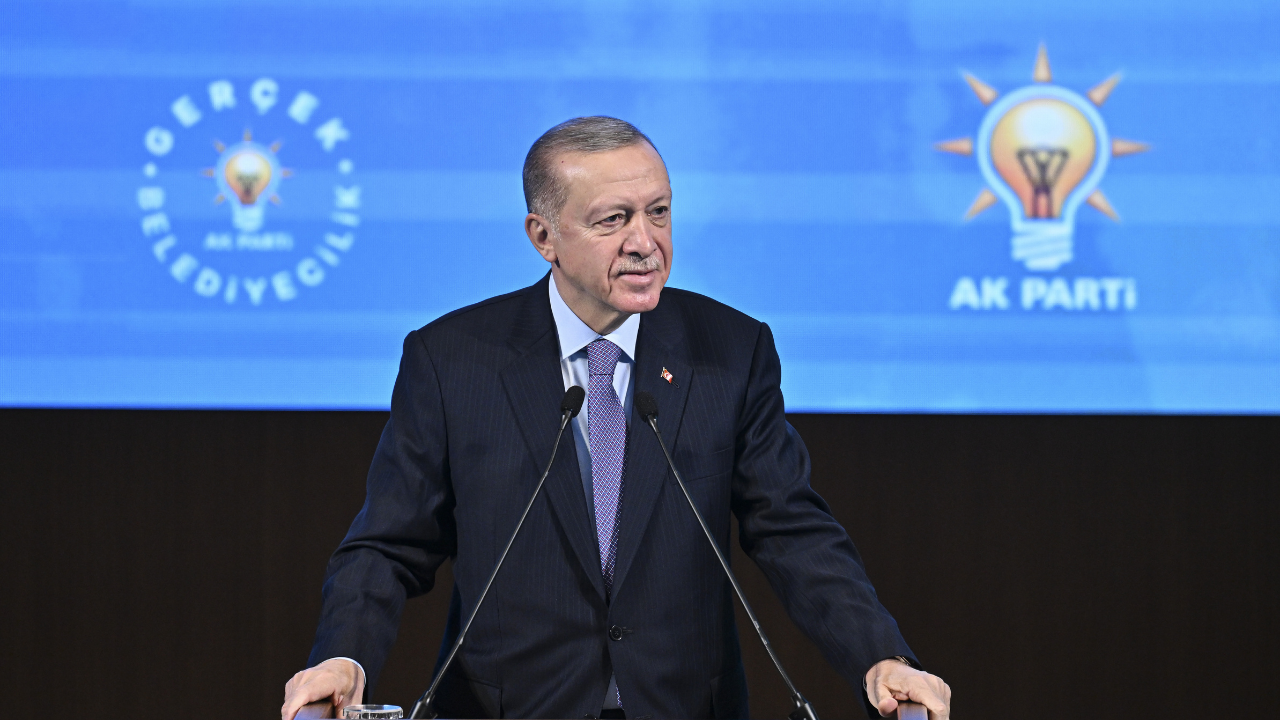 Erdoğan açıkladı! İşte AK Parti’nin 8 ana başlıklı seçim beyannamesi