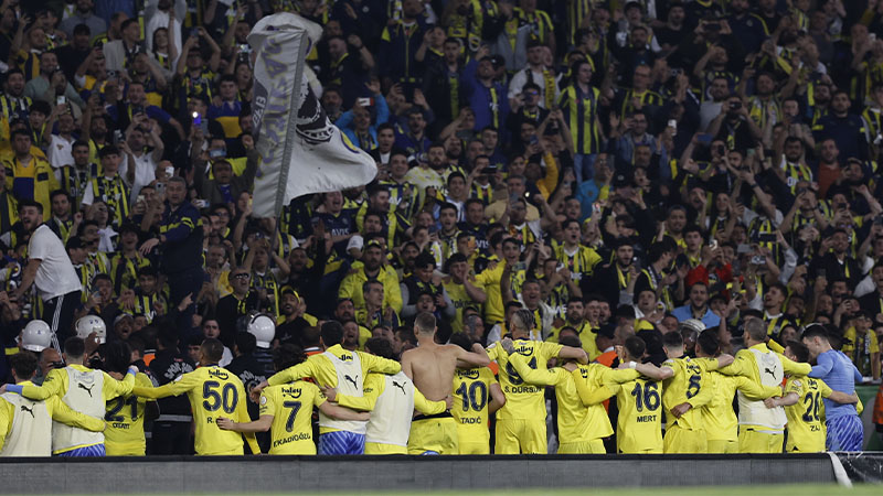 Fenerbahçe'de son şans! Olympiakos maçı bu akşam 22:00'de! Kritik maçta Fenerbahçe'nin muhtemel 11'i belli oldu