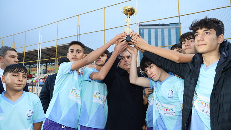 Şanlıurfa'da futbol şöleninde dereceye girenler ödüllendirildi