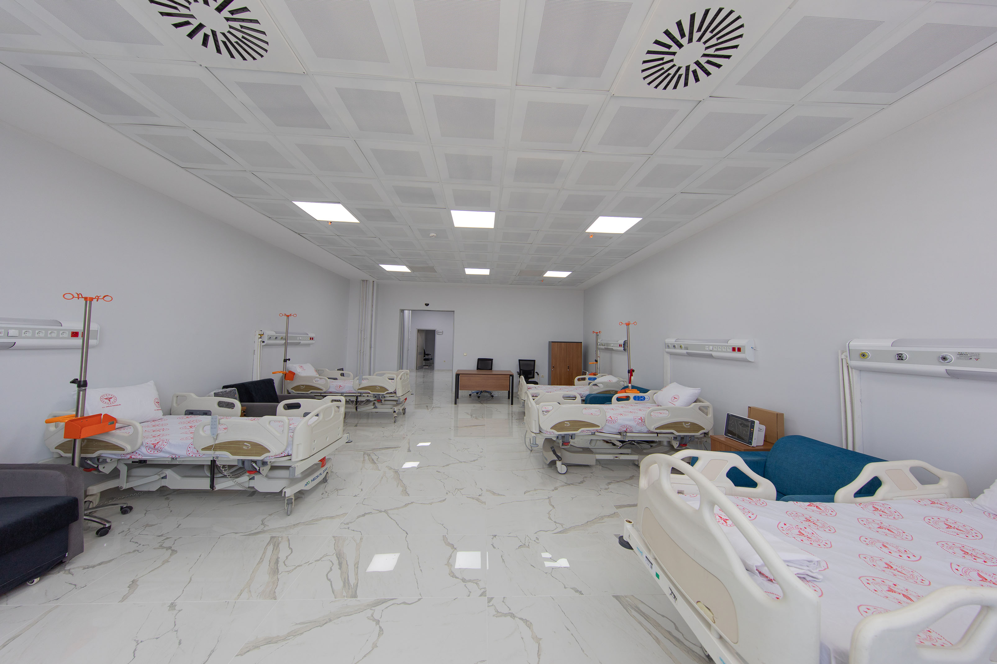 Şanlıurfa’da nüfus yoğunluğunun olduğu bölgeye hastane açıldı