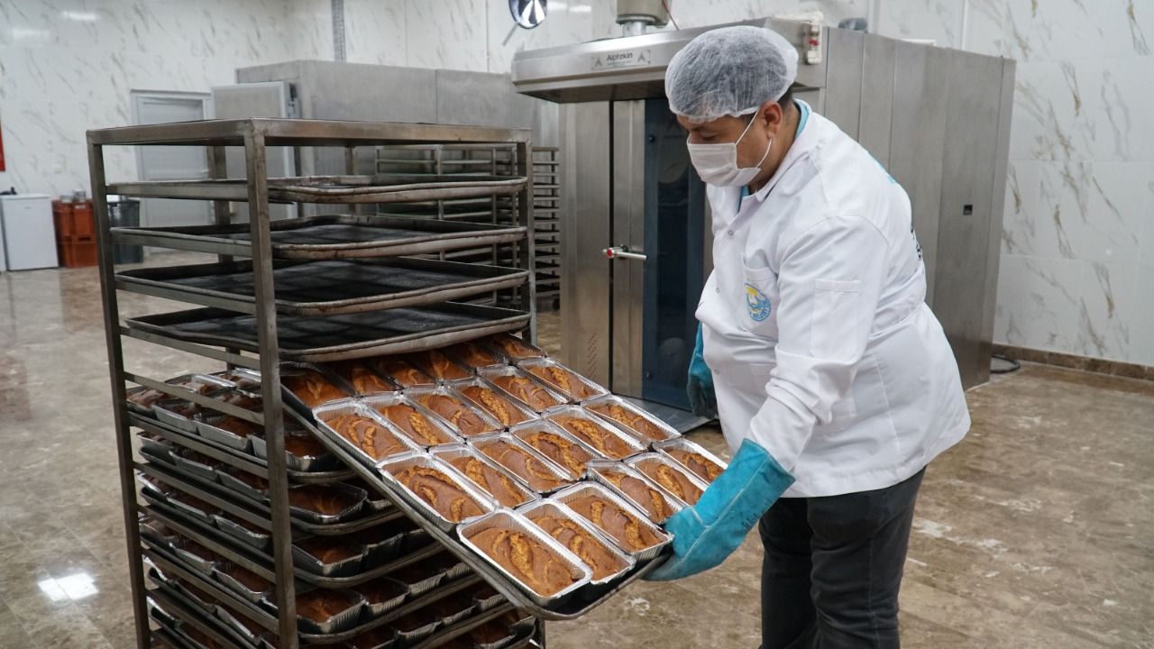 Ahmet Yesevi sosyal kompleksinde glutensiz ekmek üretimi başladı