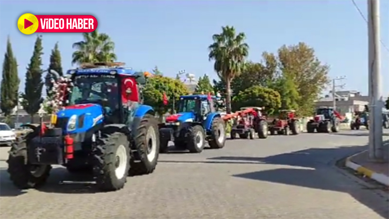 Urfa’da traktörler bu kez Cumhuriyet için çalıştırıldı