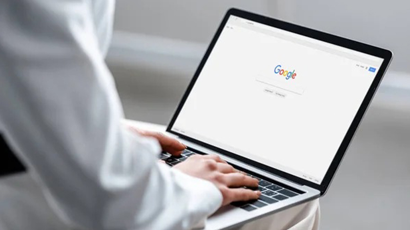 Google, en popüler web sitesi olarak tahtını geri aldı