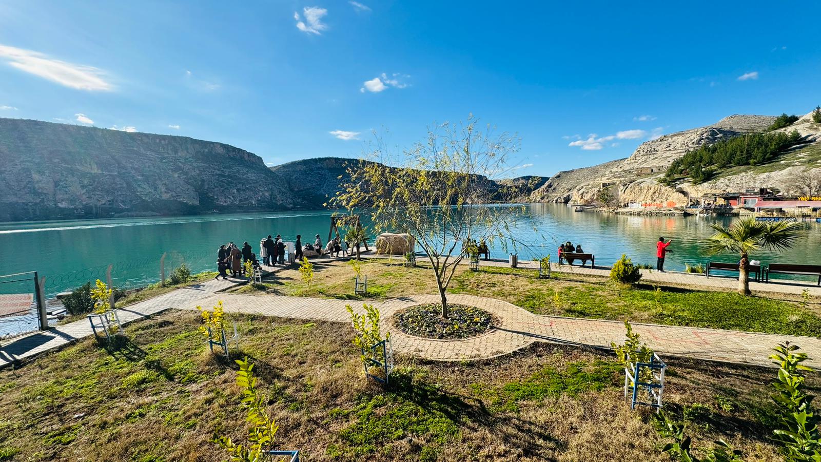 Güneydoğu'nun Bodrum'una sıcak ilgi: Güneşi gören vatandaşlar ve turistler akın etti!