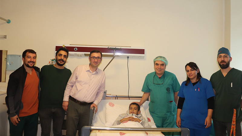 Urfa'da çocuk hastalarda hayat kurtaran bir yöntem uygulanıyor