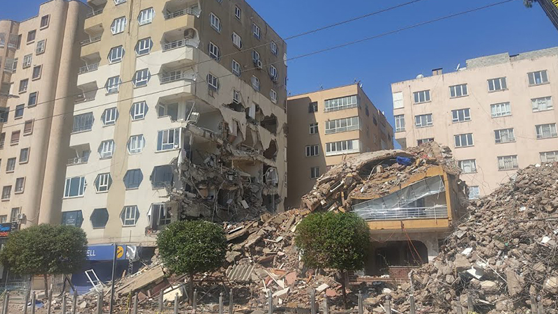 Urfa'da hasarlı binaların yıkımı hızlanacak