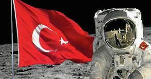 Türkiye'nin ilk uzaya giden astronotu, 2025'te uzaya çıkacak