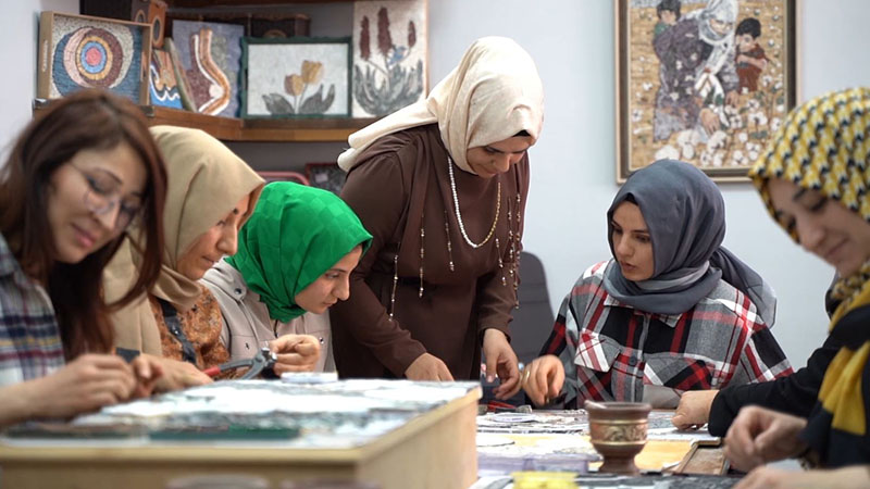 Şanlıurfalı kadınlar aile ekonomilerine katkıda bulunuyor