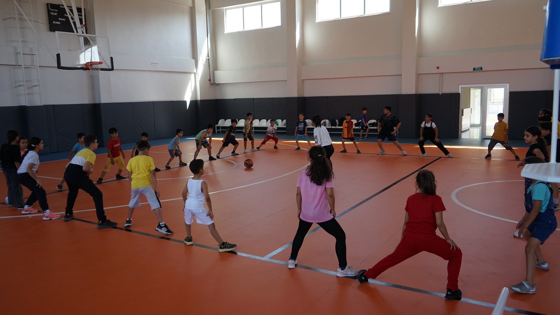 Karaköprü Belediyesinin spor kurslarına çocuklardan tam not