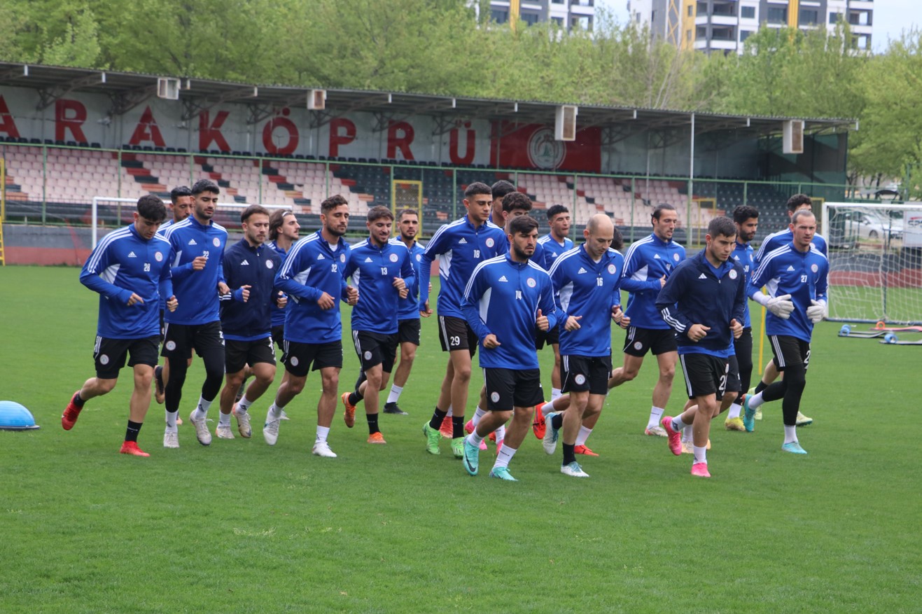 Karaköprü Belediyespor Osmaniye maçının hazırlıklarına başladı